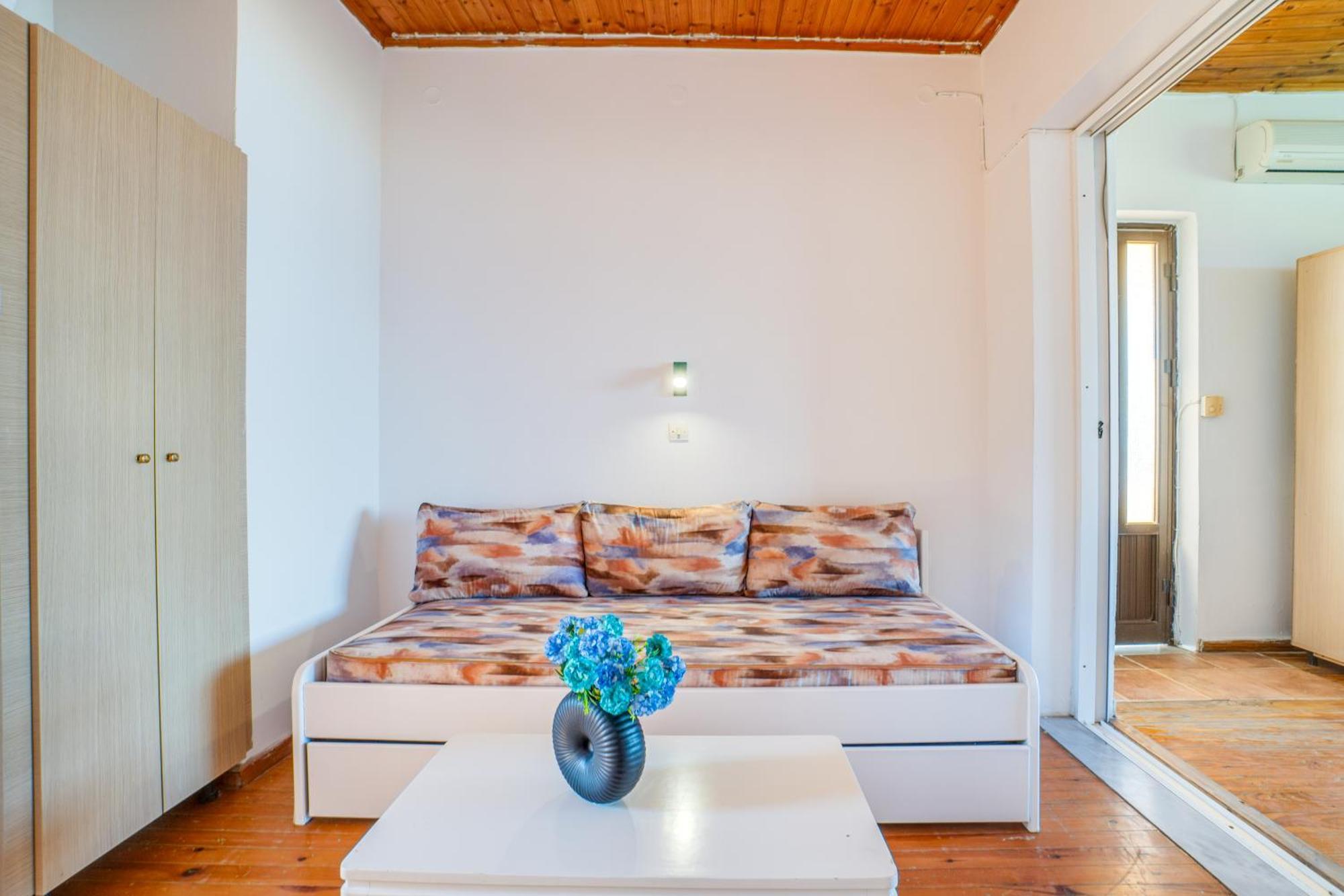 Sandy Beach Houses - Sea View Kavos Room photo